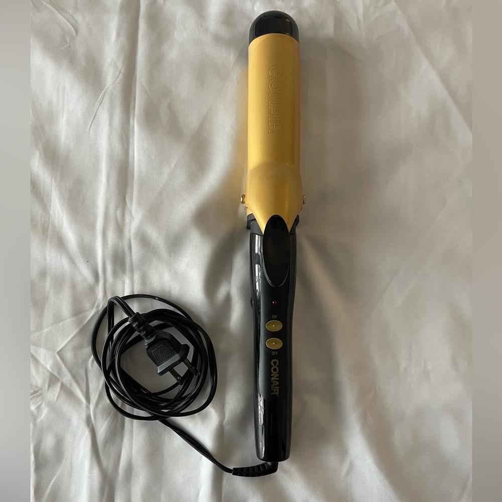Conair Infiniti Pro Curling Iron, 1.5 inch.